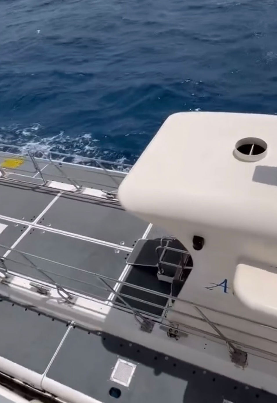 Waikīkī submarine tour really is a bucklist add-on for any Hawai'i visit